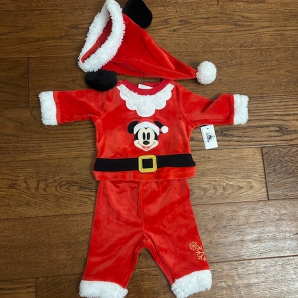 Disney's Mickey Mouse Christmas outfit with Hat - size 0-3 months- NWT - Picture 1 of 4